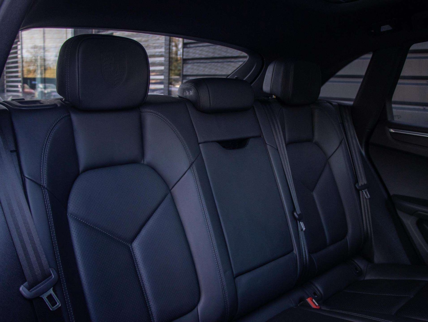 Used Porsche Macan 2021 for sale - 76875809: Photo 23