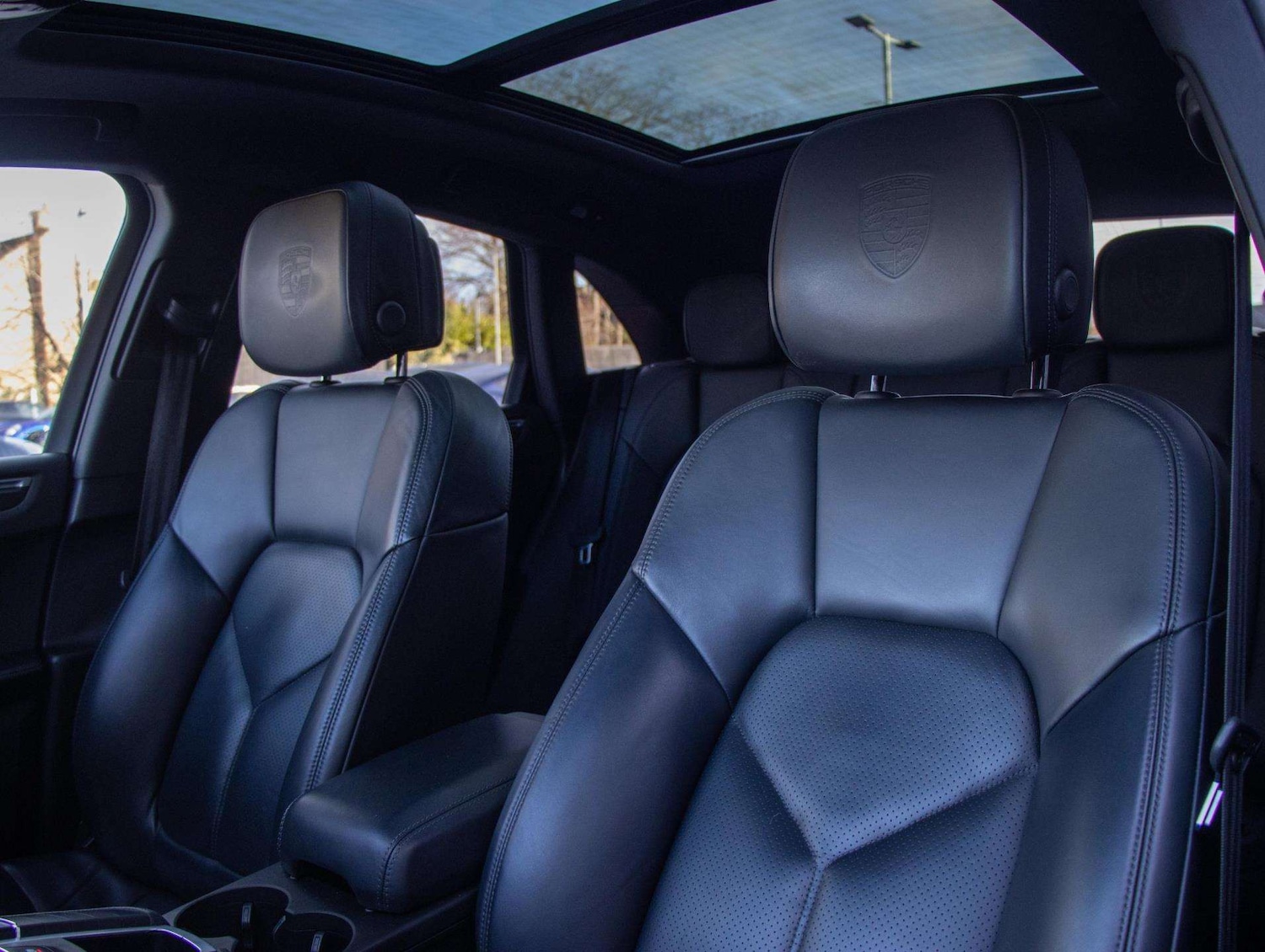 Used Porsche Macan 2021 for sale - 76875809: Photo 33