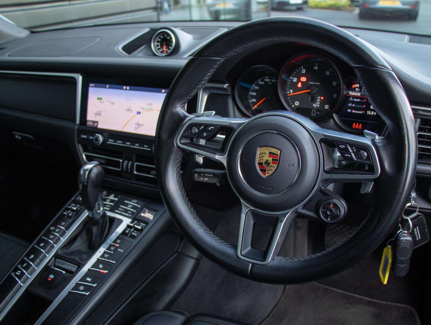 Used Porsche Macan 2021 for sale - 76875809: Photo 9