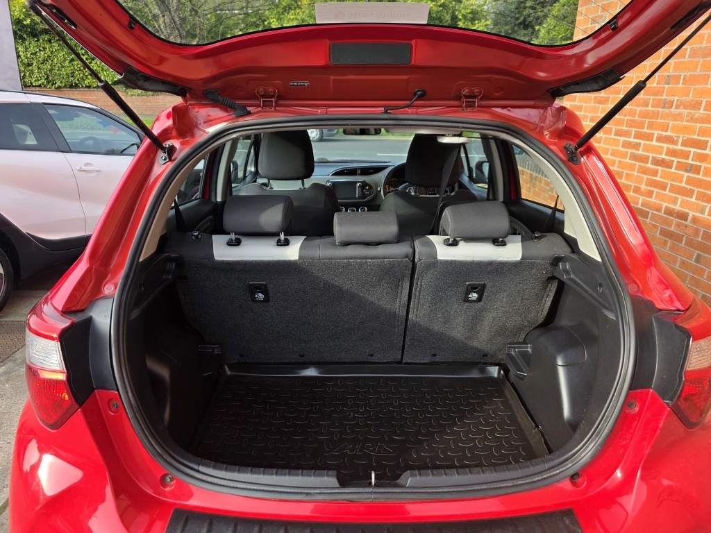 Used Toyota Yaris 2019 for sale - 77968939: Photo 10