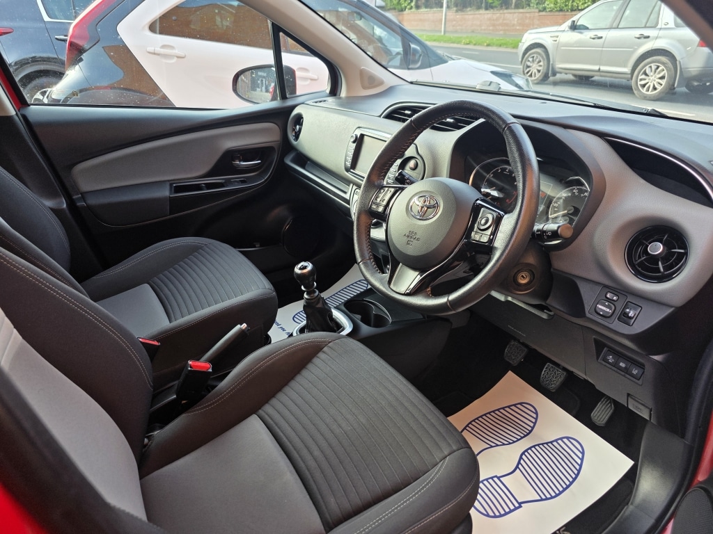 Used Toyota Yaris 2019 for sale - 77968939: Photo 8