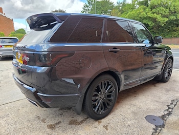 Used Land Rover Range Rover Sport 2018 for sale - 79571573: Photo