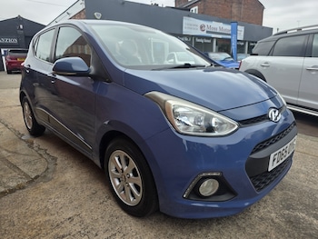 Used Hyundai i10 2015 for sale - 79223165: Photo
