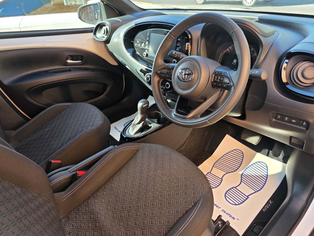 Used Toyota Aygo X 2023 for sale - 77938459: Photo 8