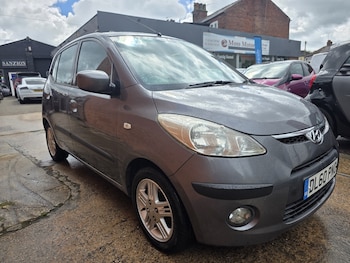 Used Hyundai i10 2011 for sale - 78571855: Photo