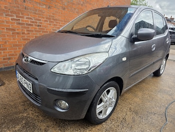 Used Hyundai i10 2011 for sale - 78571855: Photo