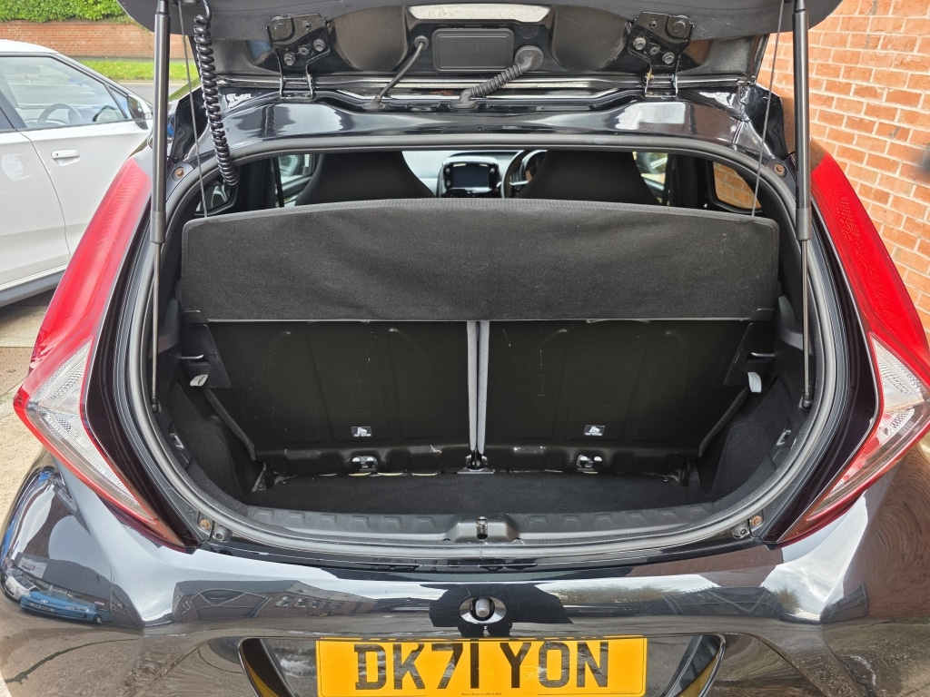 Used Toyota AYGO 2021 for sale - 76483182: Photo 10