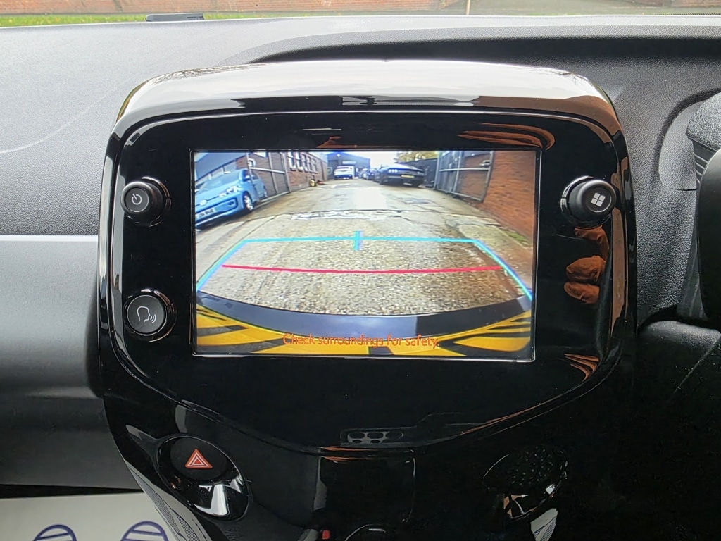 Used Toyota AYGO 2021 for sale - 76483182: Photo 12