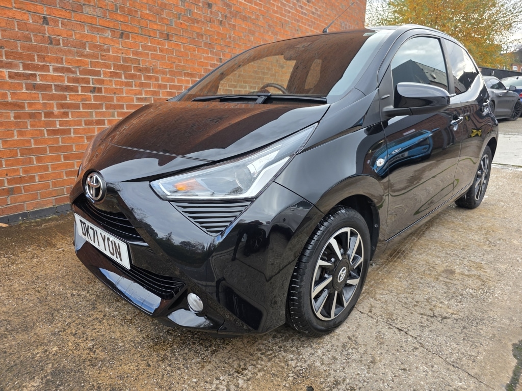 Used Toyota AYGO 2021 for sale - 76483182: Photo 2