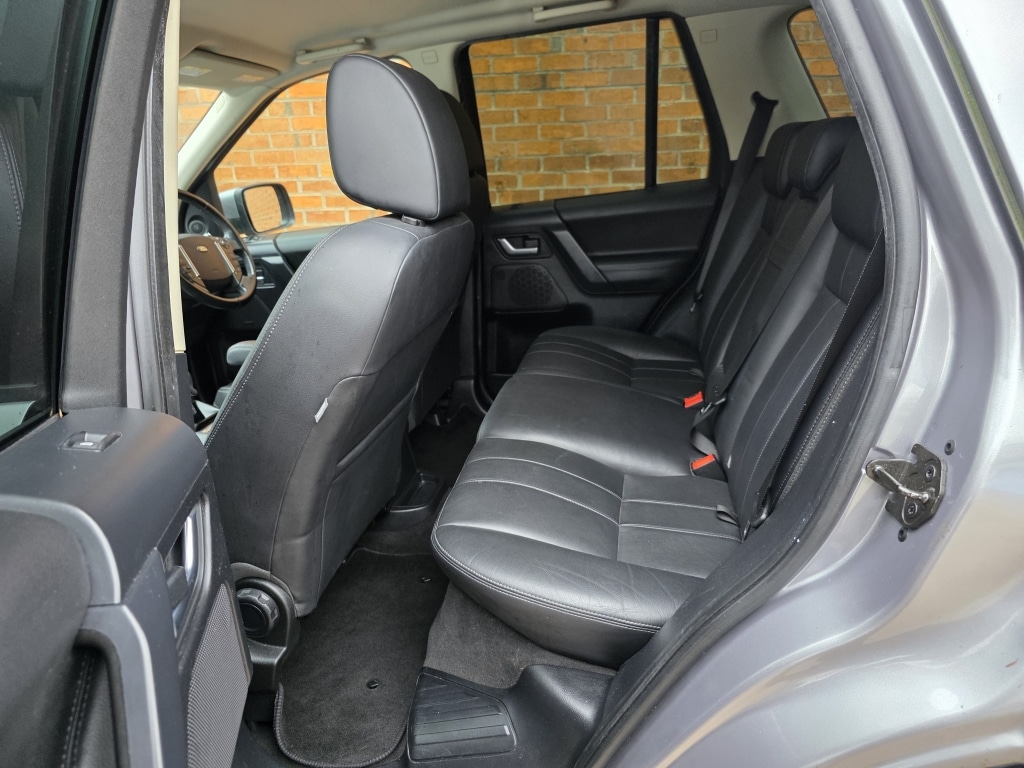 Used Land Rover Freelander 2013 for sale - 77548510: Photo 9