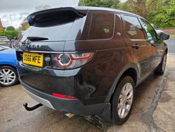Used Land Rover Discovery Sport 2016 for sale - 74393505: Photo