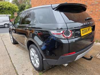 Used Land Rover Discovery Sport 2016 for sale - 74393505: Photo