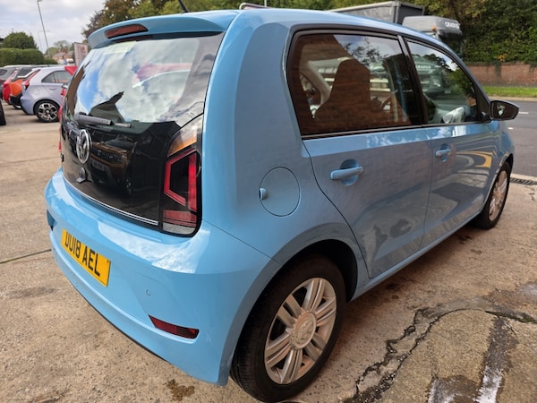 Used Volkswagen up! 2018 for sale - 76212182: Photo 3