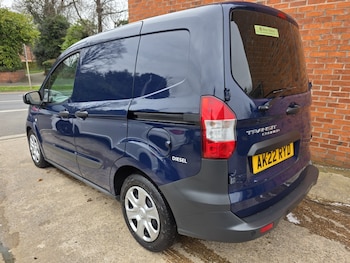 Used Ford Transit Courier 2022 for sale - 78460099: Photo