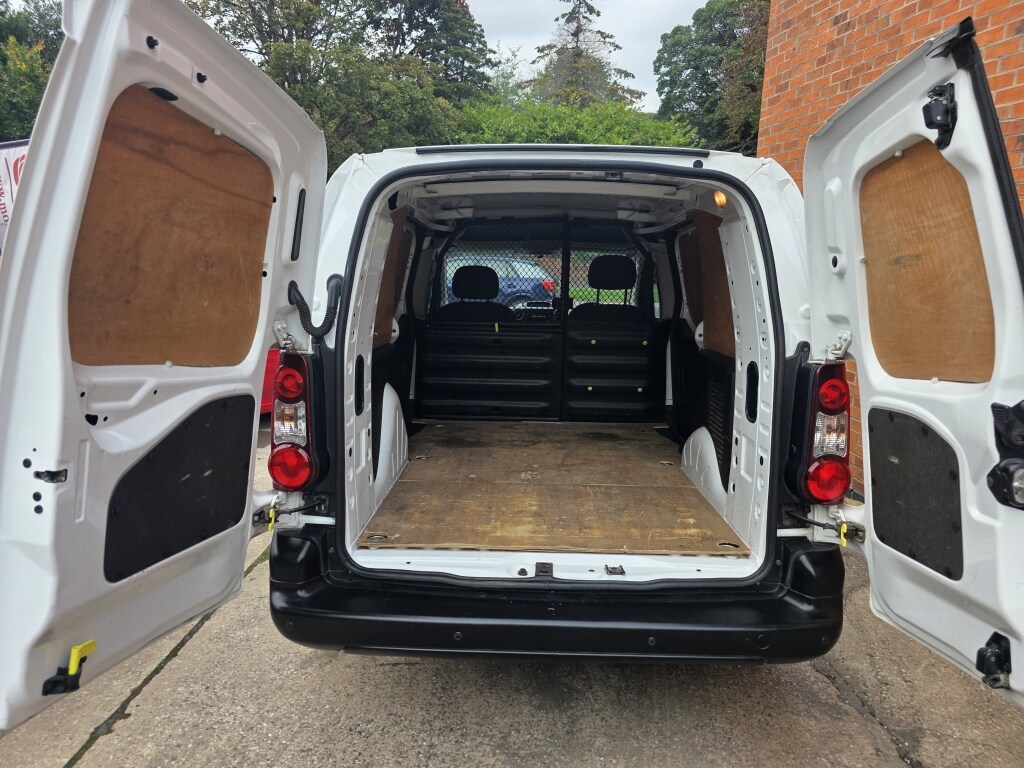 Used Peugeot Partner 2017 for sale - 76281735: Photo 9