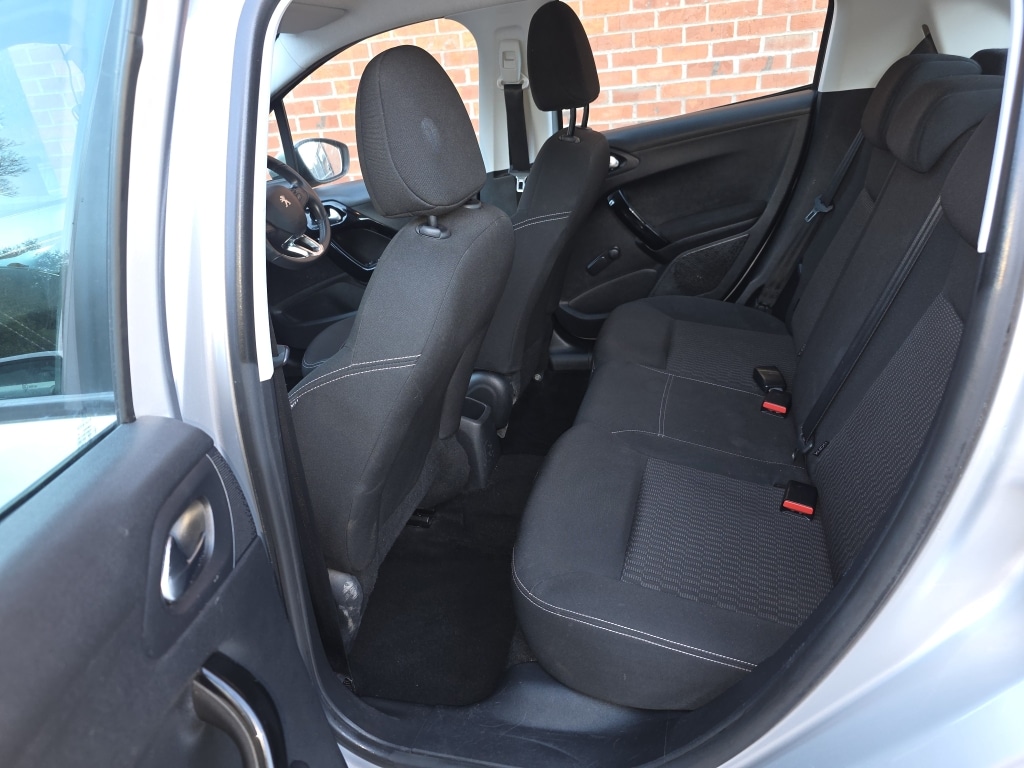 Used Peugeot 208 2018 for sale - 77228408: Photo 9