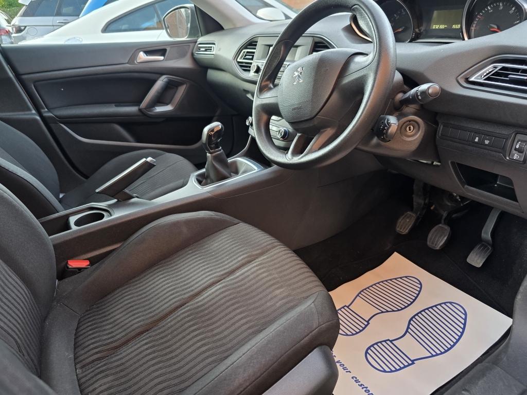 Used Peugeot 308 2017 for sale - 77264688: Photo 7