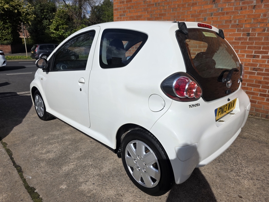 Used Toyota AYGO 2013 for sale - 78202306: Photo 4