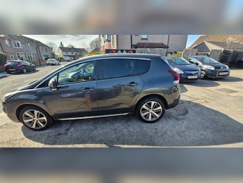 Used Peugeot 3008 2015 for sale - 76962914: Photo