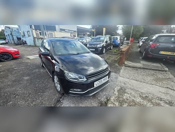 Used Volkswagen Polo 2016 for sale - 79654715: Photo