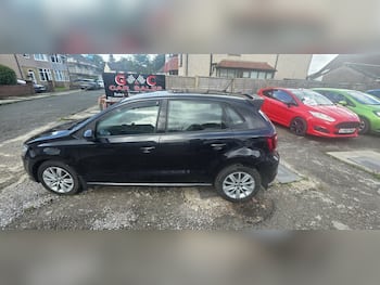 Used Volkswagen Polo 2016 for sale - 79654715: Photo