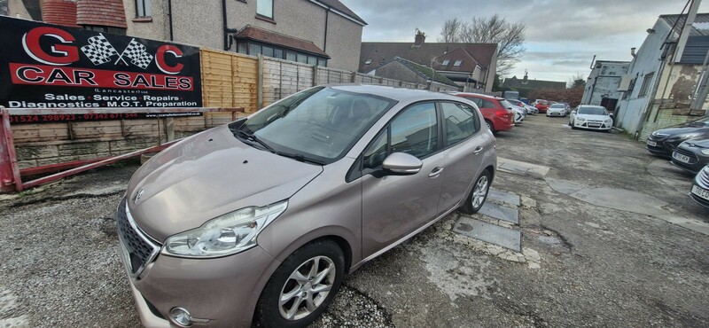 Used Peugeot 208 2013 for sale - 76559692: Photo 1