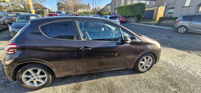 Used Peugeot 208 2012 for sale - 76591298: Photo 4