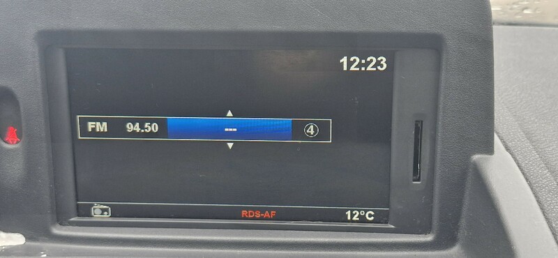 Used Renault Clio 2012 for sale - 76334155: Photo 9