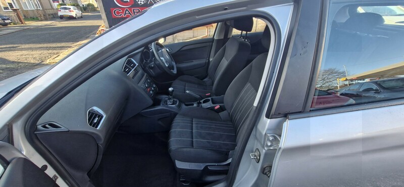 Used Citroen C4 2012 for sale - 76699105: Photo 9