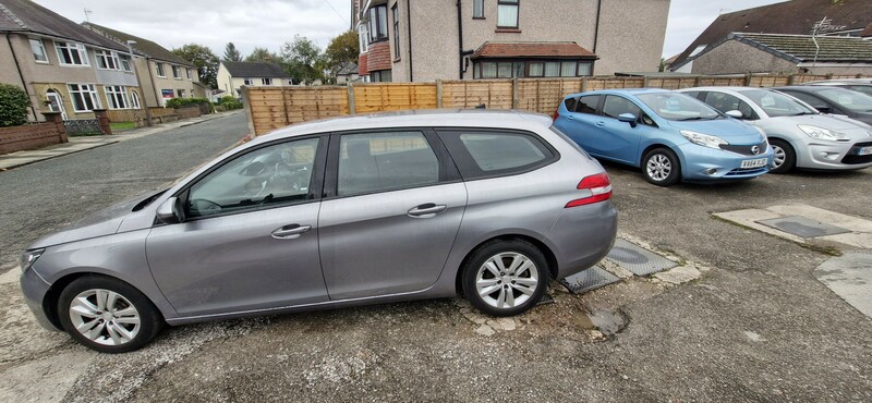 Used Peugeot 308 2015 for sale - 76119440: Photo 5