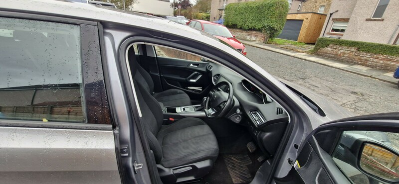 Used Peugeot 308 2015 for sale - 76119440: Photo 9