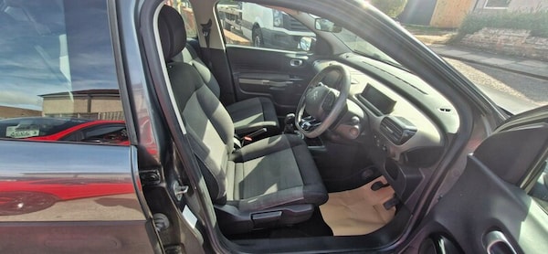 Used Citroen C4 Cactus 2017 for sale - 74157189: Photo 9