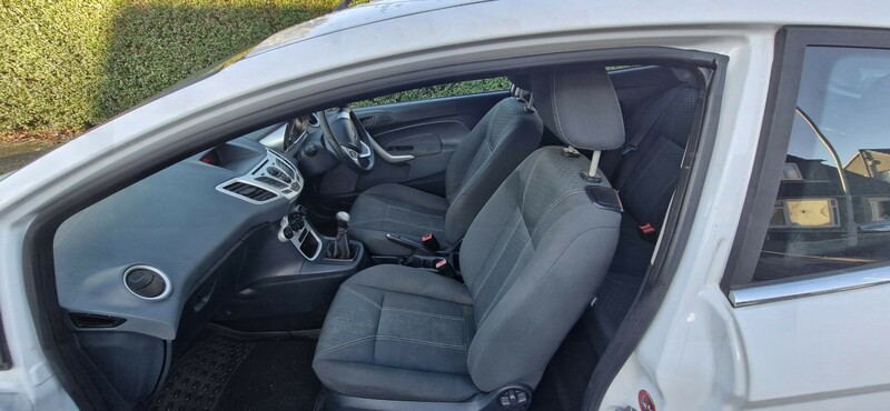 Used Ford Fiesta 2011 for sale - 76618336: Photo 7