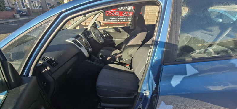 Used Kia Venga 2011 for sale - 76148408: Photo 9