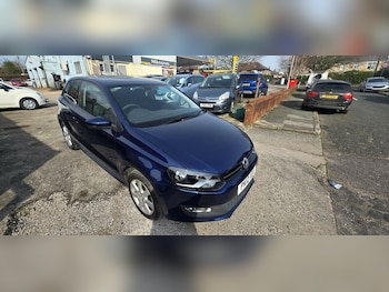 Used Volkswagen Polo 2012 for sale - 77937499: Photo