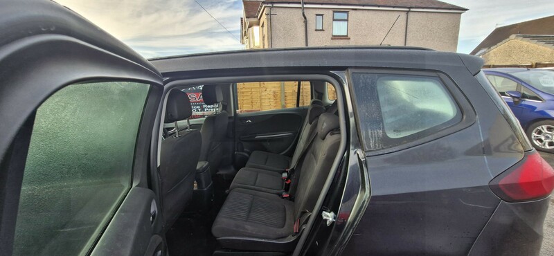 Used Vauxhall Zafira 2013 for sale - 76962900: Photo 9