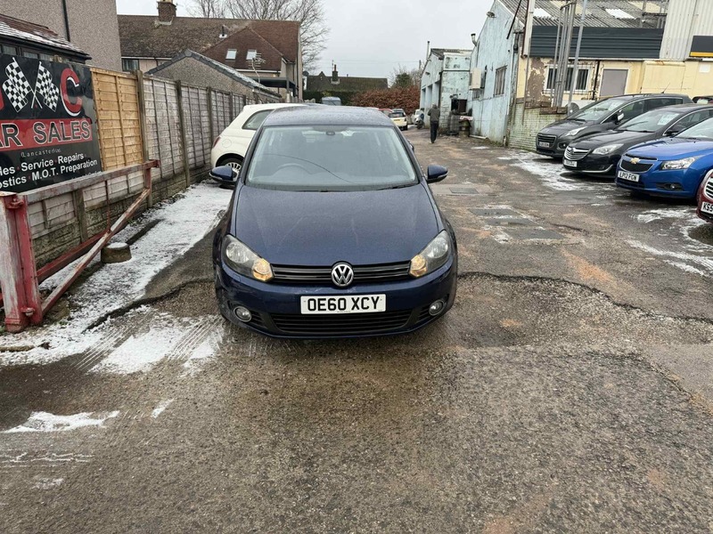 Used Volkswagen Golf 2010 for sale - 77118307: Photo 2