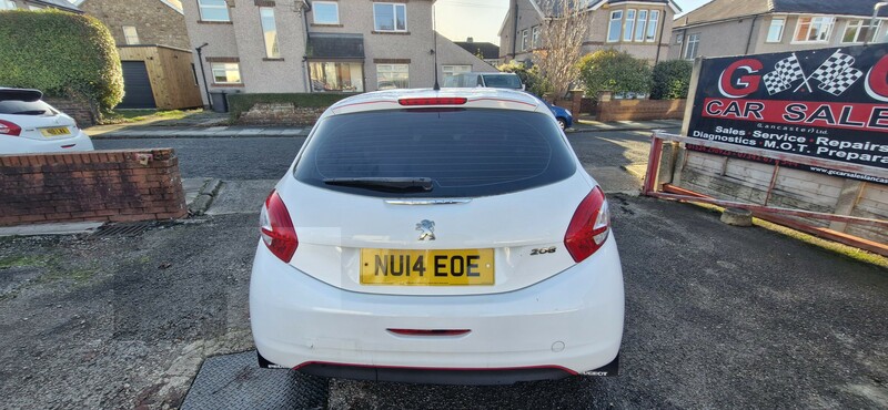 Used Peugeot 208 2014 for sale - 76699099: Photo 5