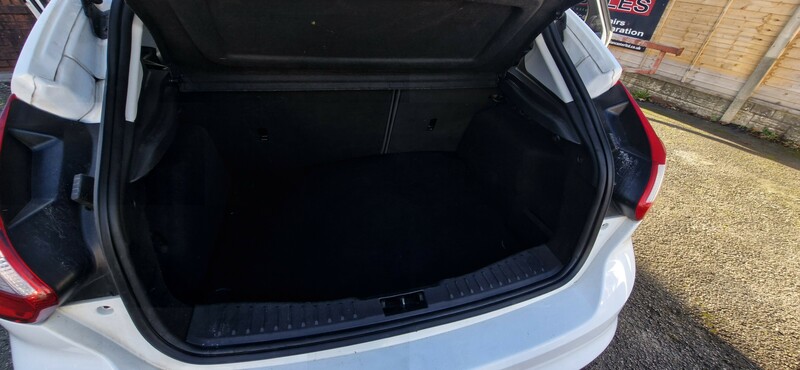 Used Ford Focus 2013 for sale - 76596064: Photo 7