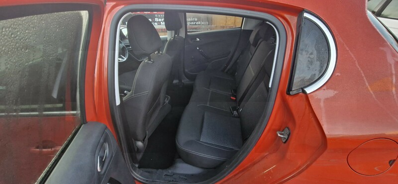 Used Peugeot 208 2017 for sale - 76962924: Photo 11