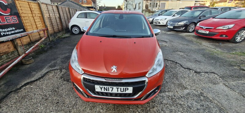 Used Peugeot 208 2017 for sale - 76962924: Photo 2