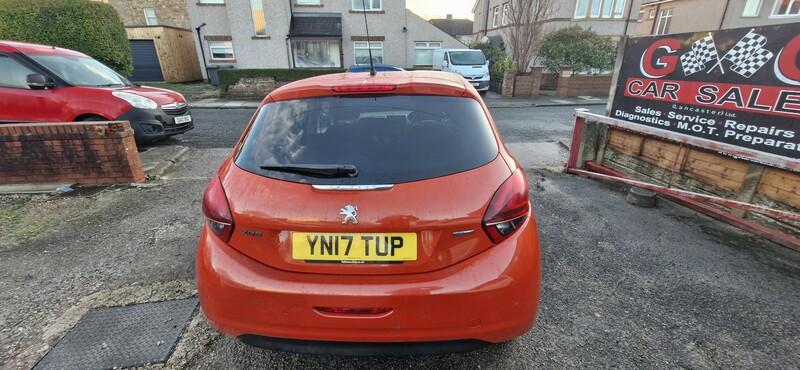 Used Peugeot 208 2017 for sale - 76962924: Photo 6