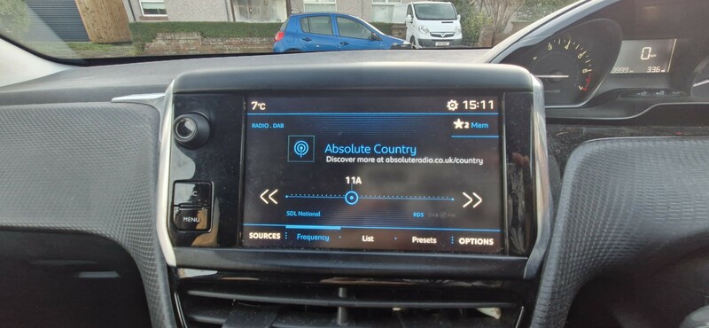 Used Peugeot 208 2017 for sale - 76962924: Photo 9