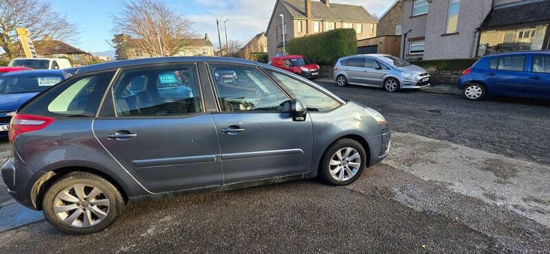 Used Citroen C4 Picasso 2010 for sale - 77384943: Photo 4