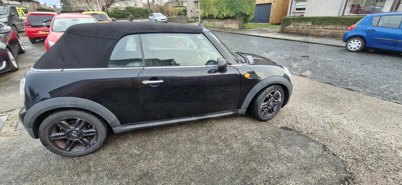 Used MINI Convertible 2010 for sale - 76974031: Photo 4