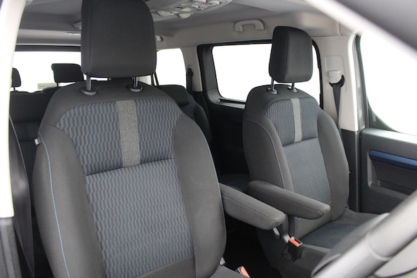 Used Peugeot Traveller 2020 for sale - 76124466: Photo 11