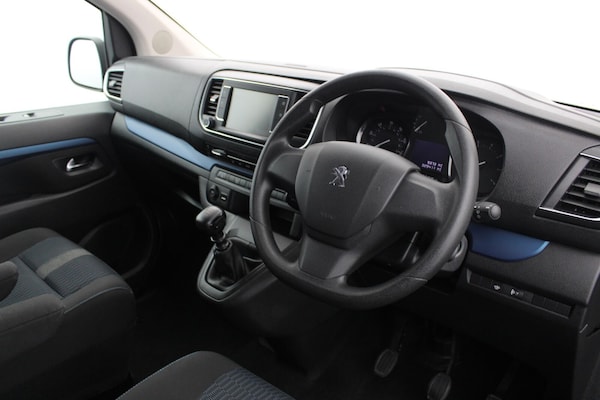 Used Peugeot Traveller 2020 for sale - 76124466: Photo 13