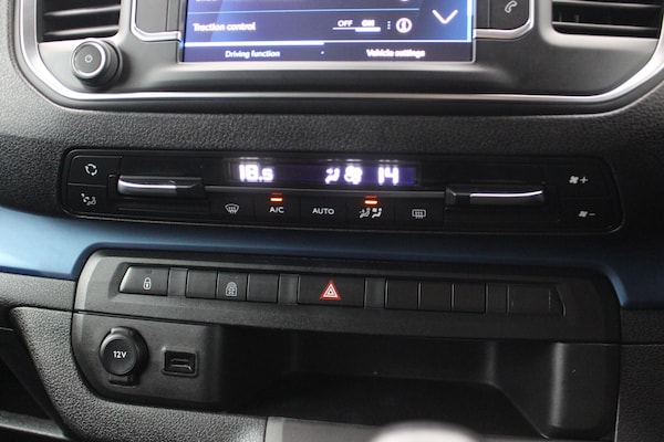 Used Peugeot Traveller 2020 for sale - 76124466: Photo 18