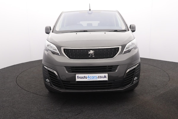 Used Peugeot Traveller 2020 for sale - 76124466: Photo 41