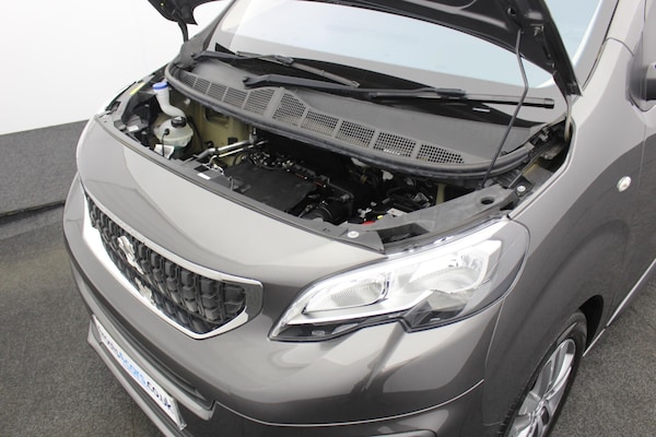 Used Peugeot Traveller 2020 for sale - 76124466: Photo 46